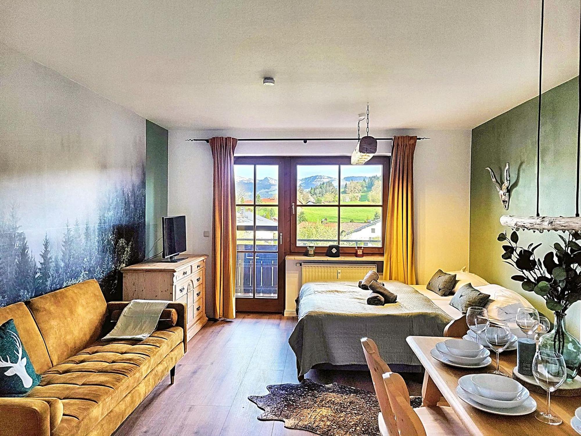 Lindners Hideaways - Bergnest Lodge - Bergblick Fewo 6 Pers Balkon Garten Hund Ski Unterkunft Luftkurort Oberreute Naehe Buchenegger Wasserfaelle Eistobel Bodensee 외부 사진