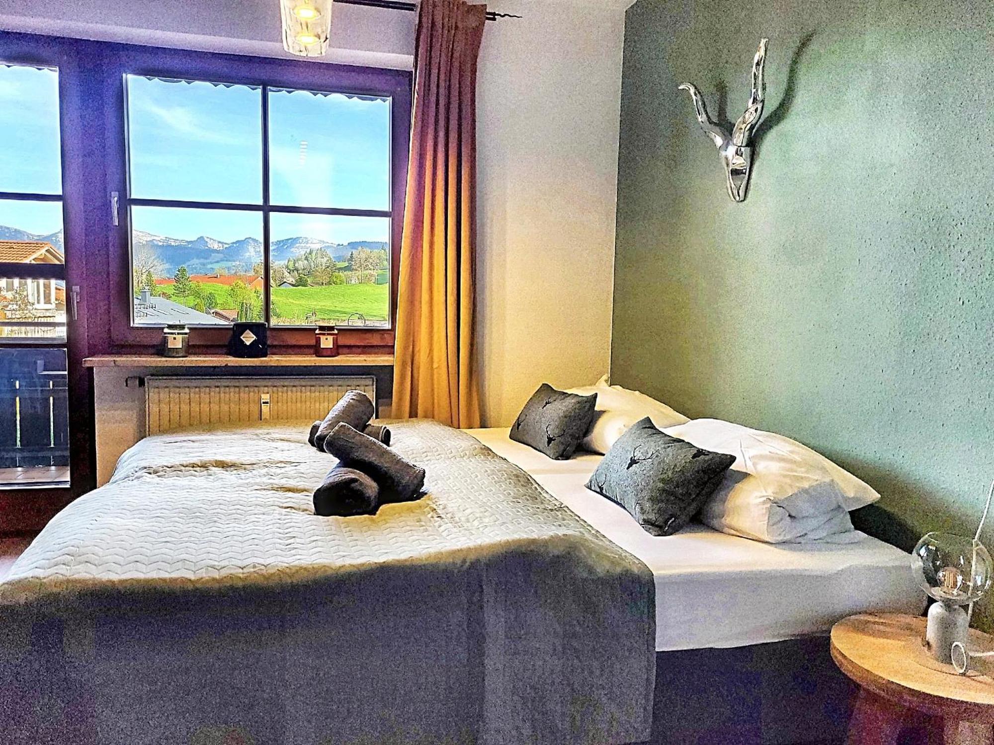 Lindners Hideaways - Bergnest Lodge - Bergblick Fewo 6 Pers Balkon Garten Hund Ski Unterkunft Luftkurort Oberreute Naehe Buchenegger Wasserfaelle Eistobel Bodensee 외부 사진