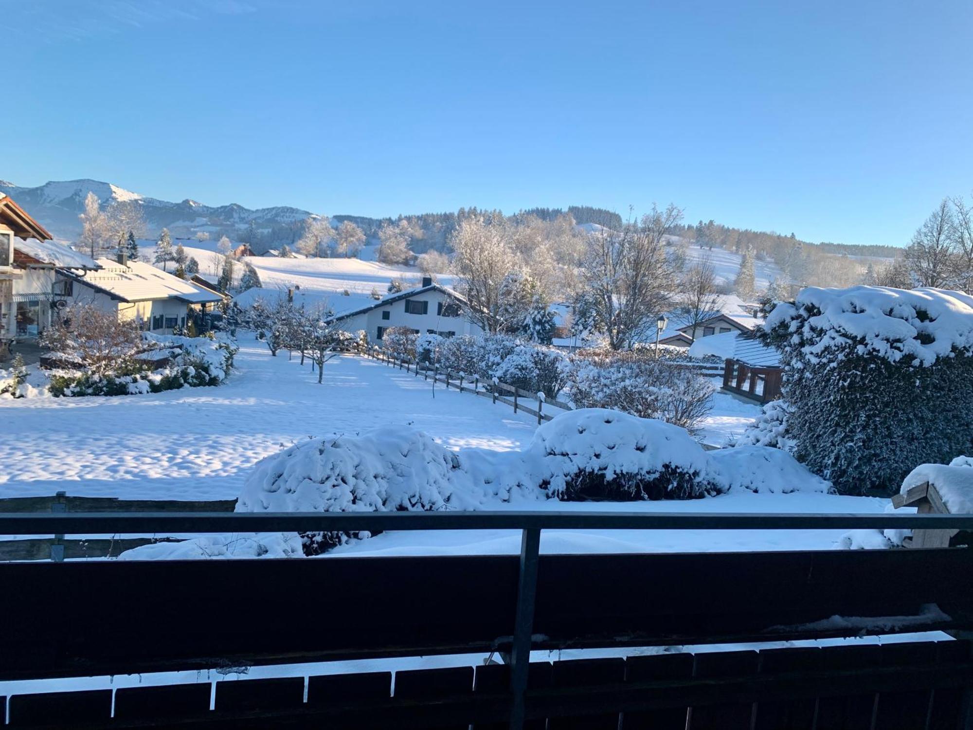 Lindners Hideaways - Bergnest Lodge - Bergblick Fewo 6 Pers Balkon Garten Hund Ski Unterkunft Luftkurort Oberreute Naehe Buchenegger Wasserfaelle Eistobel Bodensee 외부 사진